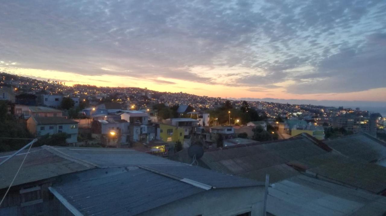 Hostal Mi Paz บัลปาราอีโซ ภายนอก รูปภาพ